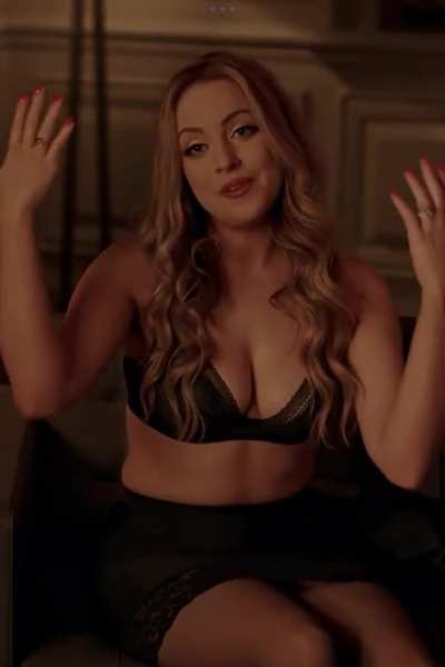 Elizabeth Gillies