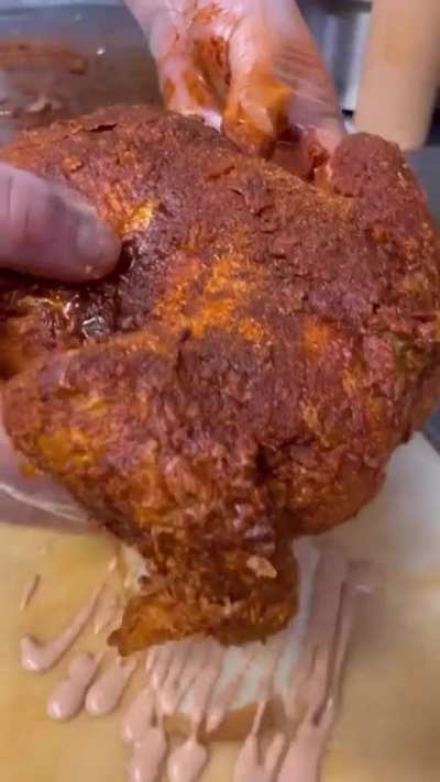 World&rsquo;s biggest chicken sandwich