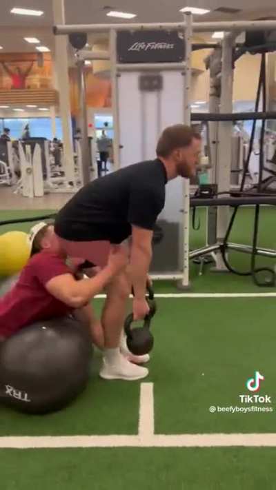 More toxic gym behavior 😔