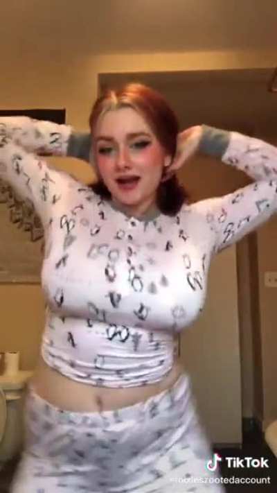 Nicole pearl