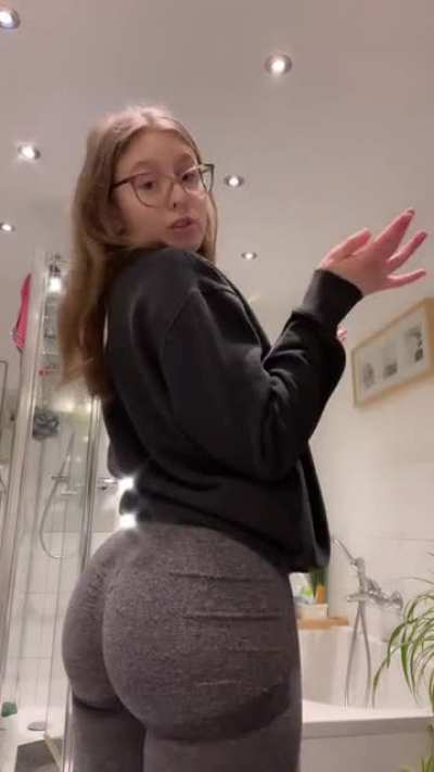 Fatass 18yo