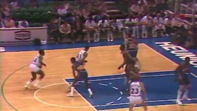 Ahead of his jersey heading into the rafters for the Mavericks, take a look back at rookie Mark Aguirre scoring 42 points against the Warriors in 1981.