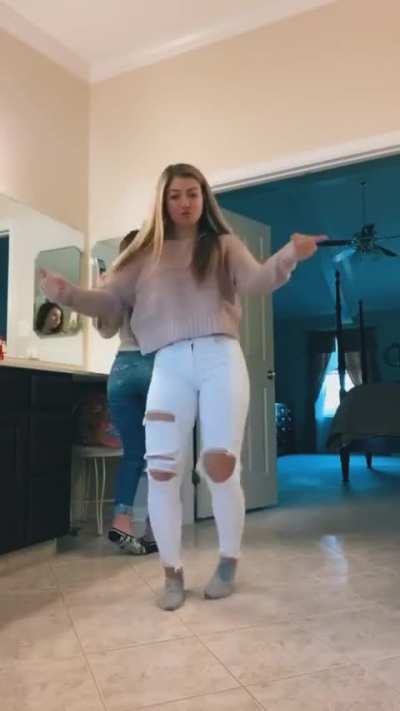 😑