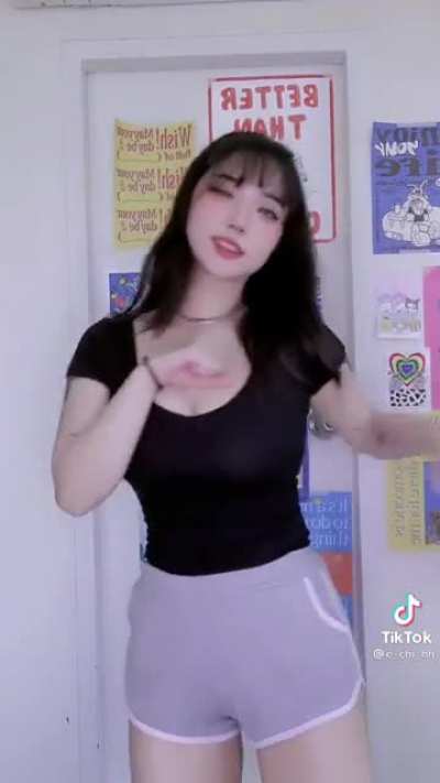 I love Asian thots