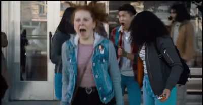 In The Flash (2023) a group of teens see Ezra Miller and scream. This wasn’t planned, they were just terrified of being groomed and forced into a cult.
