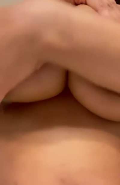 Can I send videos like this to you while you work? 💦☺️