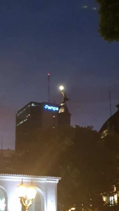 El faro de La Prensa pidiendo auxilio
