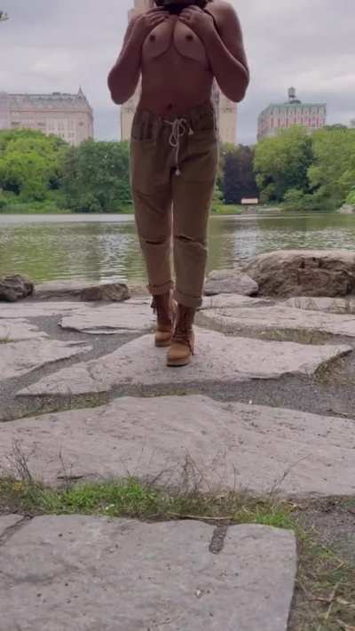 Would you fuck a wifey in the park?