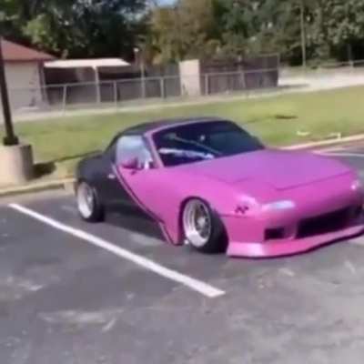 Is that a supra?
