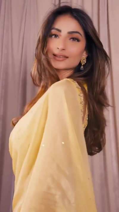 Palak tiwari 
