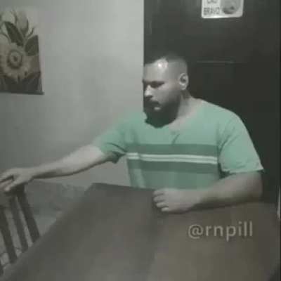 😔