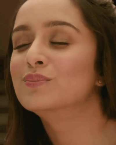 Shraddha Kapoor sexy lips &amp;amp; face.