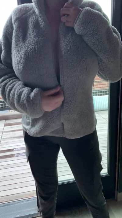 SURPRISE 😇😈 ( her Free album In Comments )
