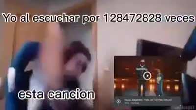 Historias de Instagram be like: