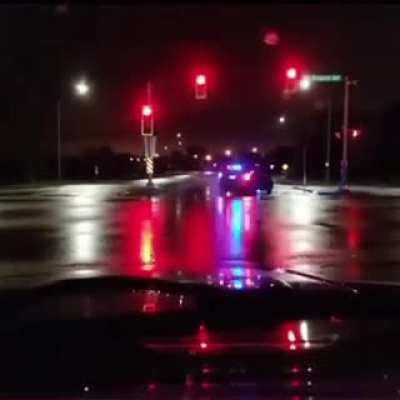 [USA] Never run a red light