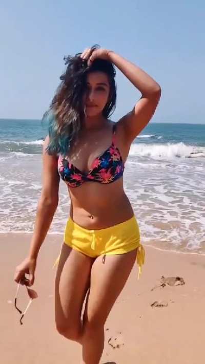 nyra banerjee