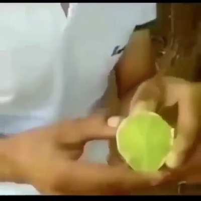 '-'