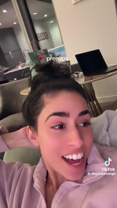Jasleen hates Prenup. I wonder why?????🤔🤔🤔