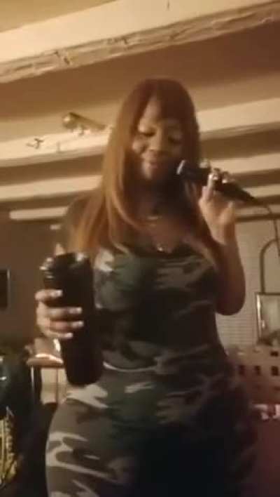 Curvy Aunty Singing