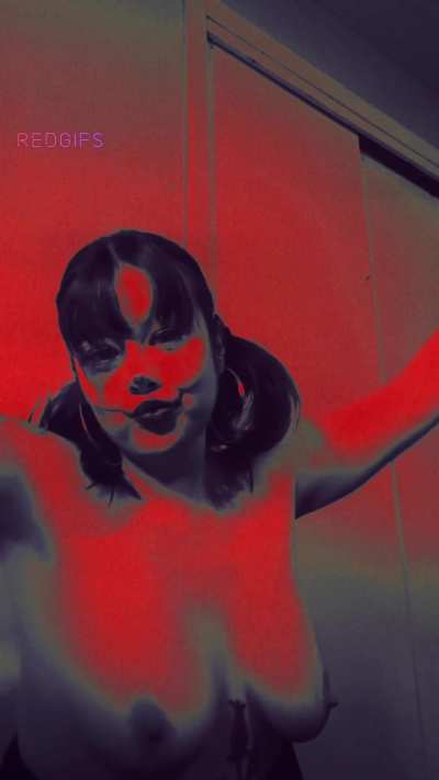 Spooky clown slut 