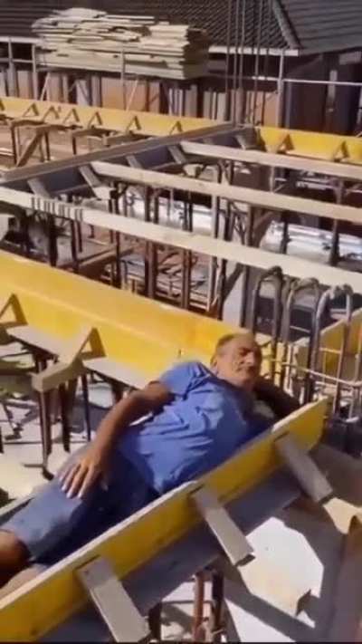 r/OSHA would like to have a word...