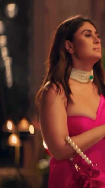Kareena Kapoor mommy.