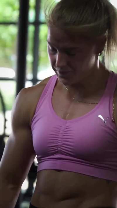 Jessi Smith 