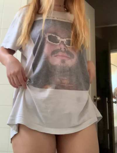 Smol titty drop but I hope they can make someone&rsquo;s cock hard 🥺❤️