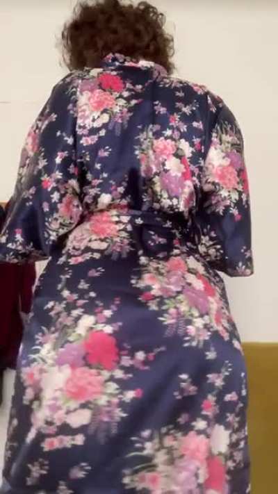 Let&rsquo;s write a limerick together. I&rsquo;ll start. There was once a PAWG in a robe...