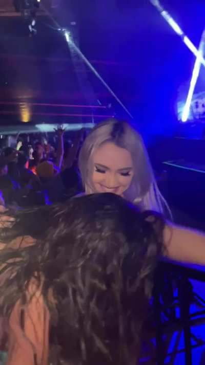 that boob suck tho
