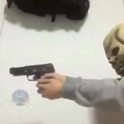 Algo de errado n&atilde;o est&aacute; certo