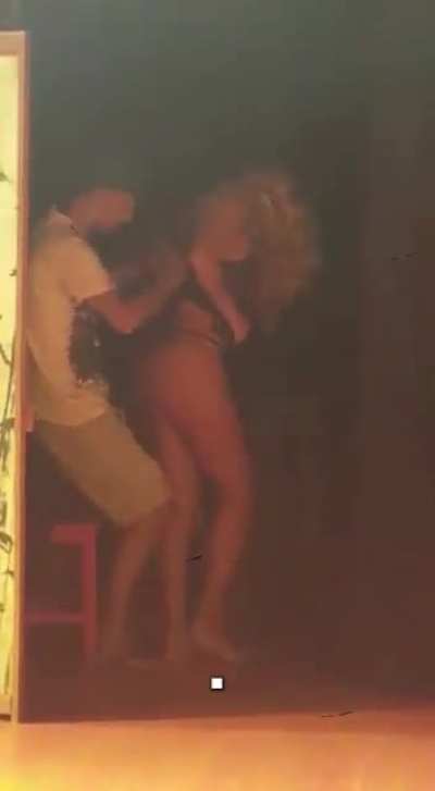 Curvy girl doing a quick wardrobe change backstage (xpost /r/fl<wbr>ashin<wbr>gandf<wbr>launt<wbr>ing)