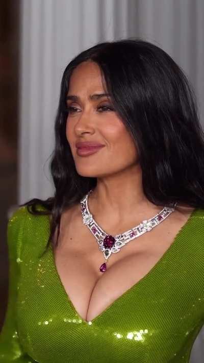What a woman! 🍀