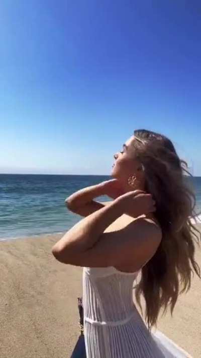 Hailee Steinfeld