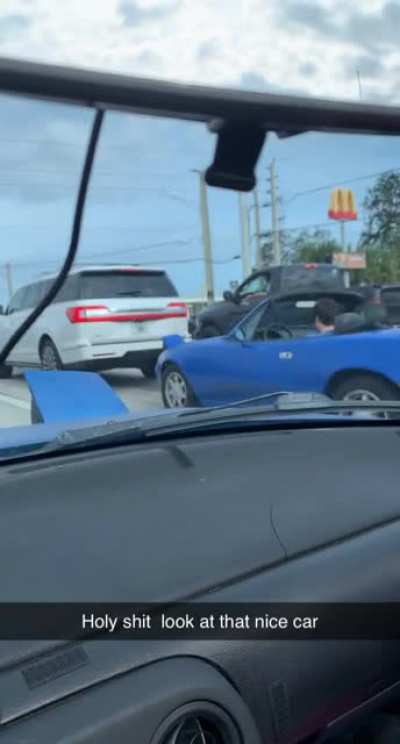 Meet another blue Miata na in the wild today.