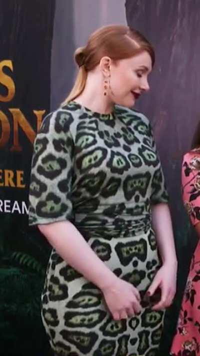 Can&rsquo;t get enough of BDH in this dress. It really accentuates her THICC thighs!