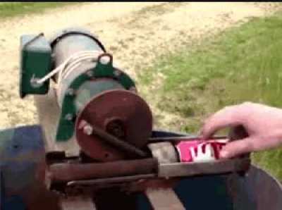 Crushing cans [L]