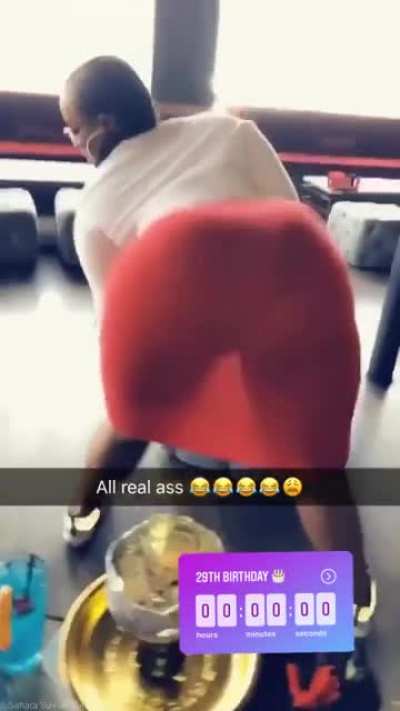 Natural Thick 🍑🍑💦💦