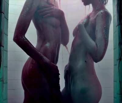 Bella Heathcote (&amp;amp; Abbey Lee) in The Neon Demon (2016)