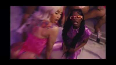 Cardi B point me 2 da Sluts &eth;