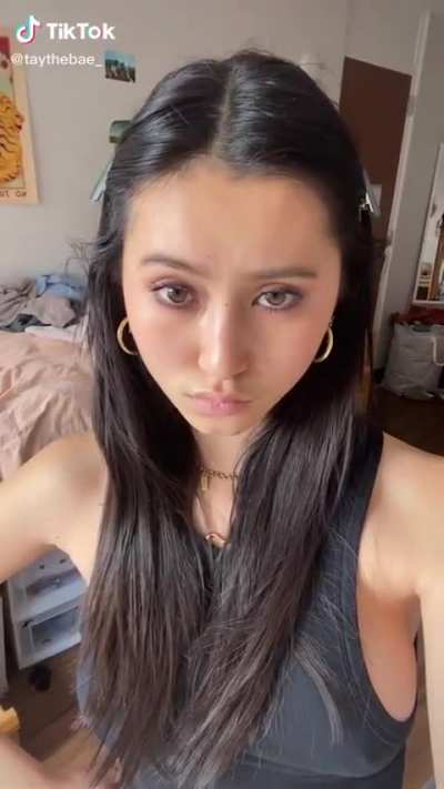 Those eyes and that top 😩(TikTok)
