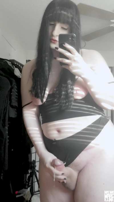 Would you fuck a thick trans girl like me?