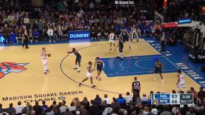[Highlight] Shaqtin' moment as Isaiah Hartenstein gets called for the 5-step travel