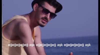 Tarihin en g&uuml;zel T&uuml;rk&ccedil;e şarkısı