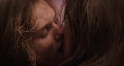 Katie Cassidy kiss scene