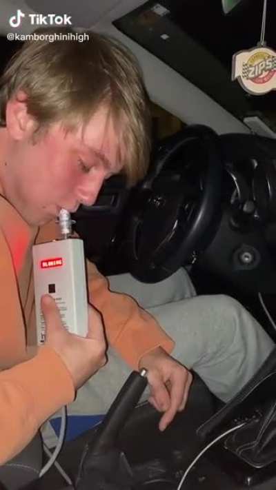 Can I hit ya Vape?
