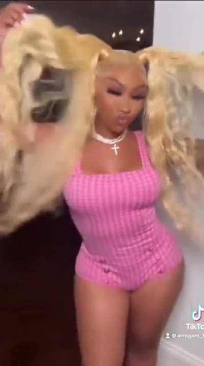 This hoe deserve cock 😮&zwj;💨