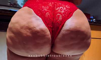 Your wife doesn’t matter when I bend over 🙇🏻‍♀️