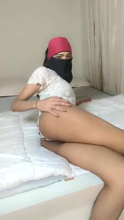 I promise you, Hijabi women love it raw