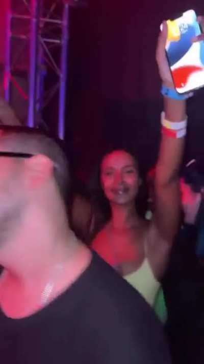 💃